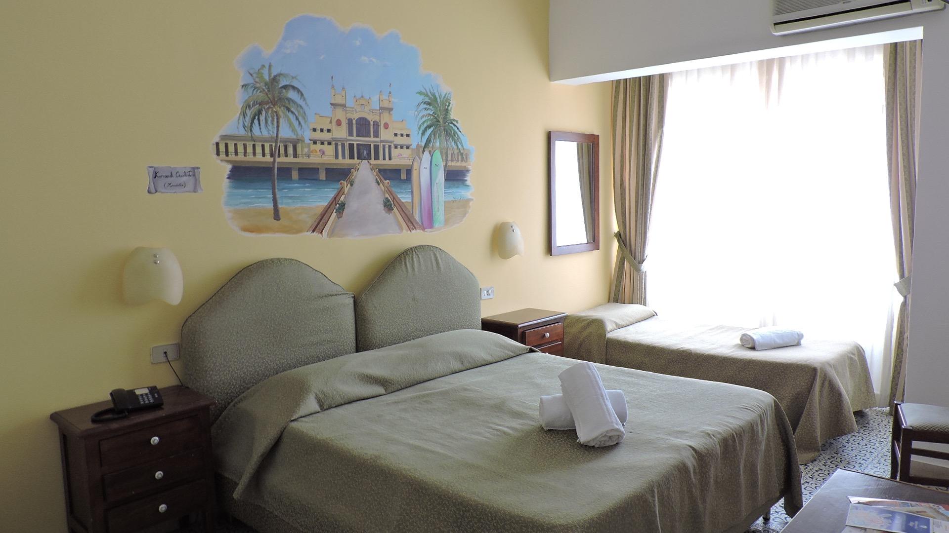 Hotel Elite Palermo Centro Bagian luar foto