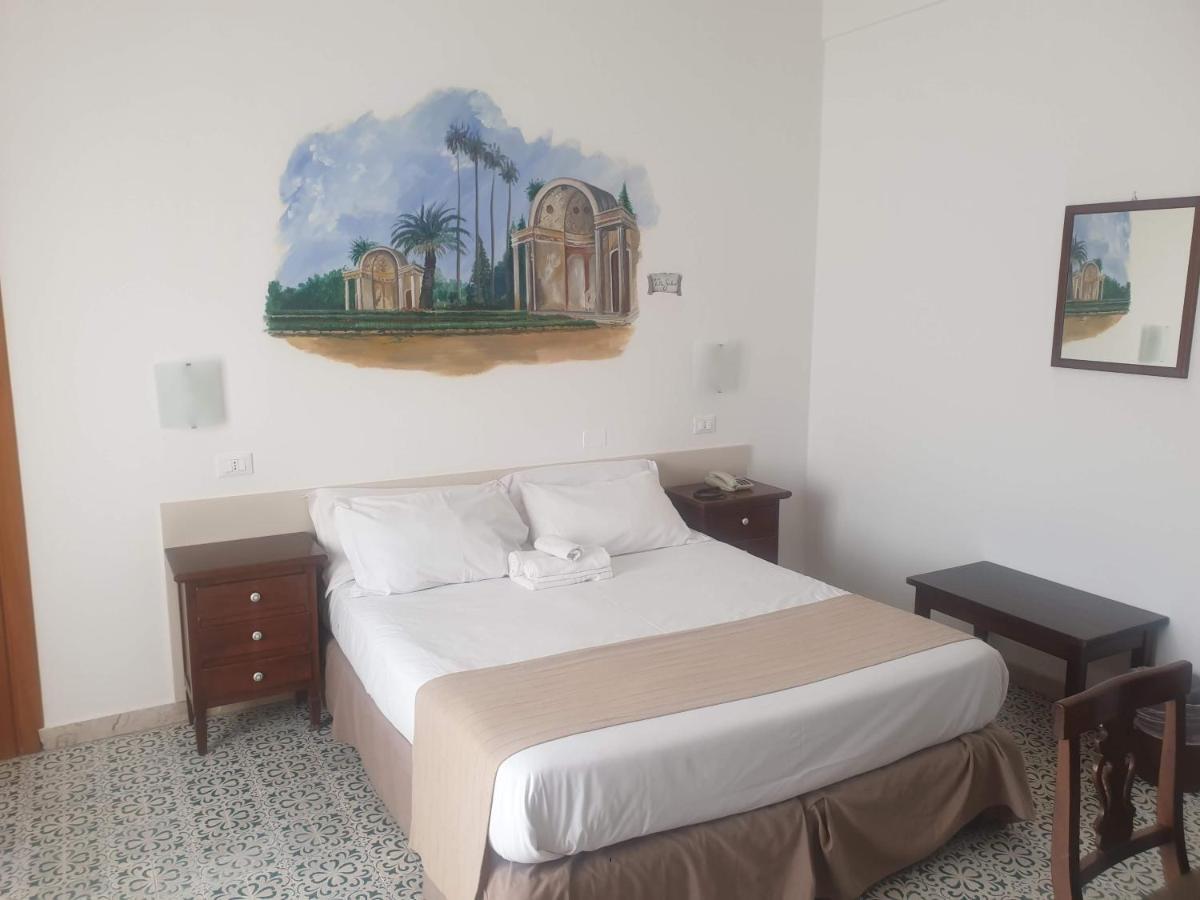 Hotel Elite Palermo Centro Bagian luar foto